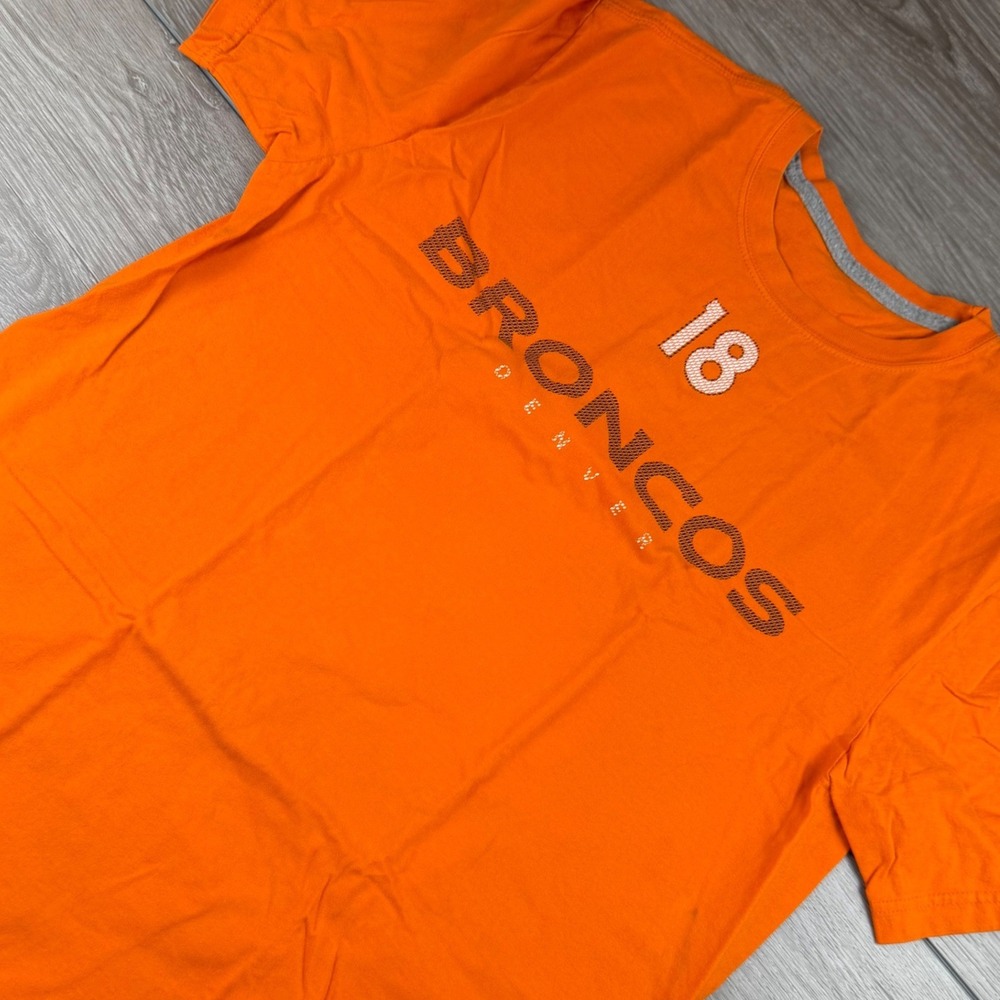 Nike Mens T-Shirt Denver Broncos Peyton Manning 18 Football Orange Large